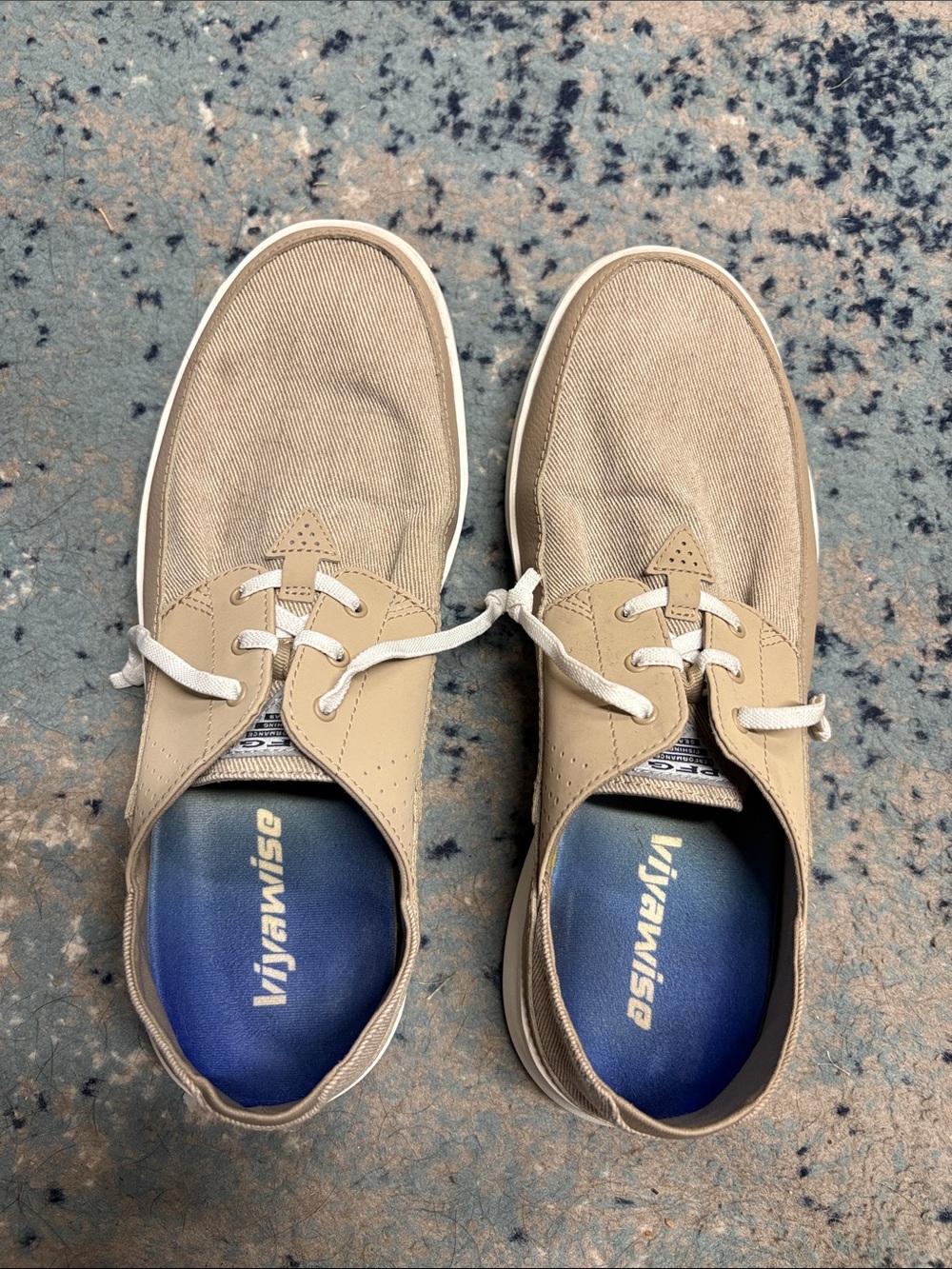 Men's size 11 Tan Columbia Canvas Shoes